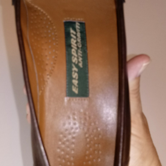 Brown Easy Spirit Anti Gravity Heeled Loafers - Picture 4 of 5
